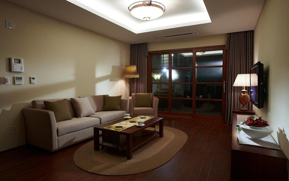 Ardenhill Resort & Golf Jeju Exterior photo