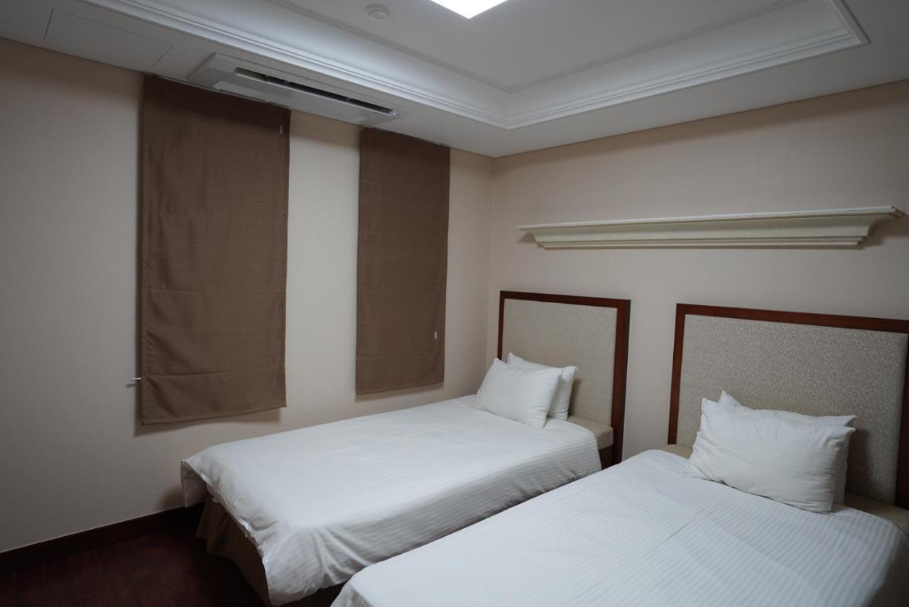 Ardenhill Resort & Golf Jeju Exterior photo