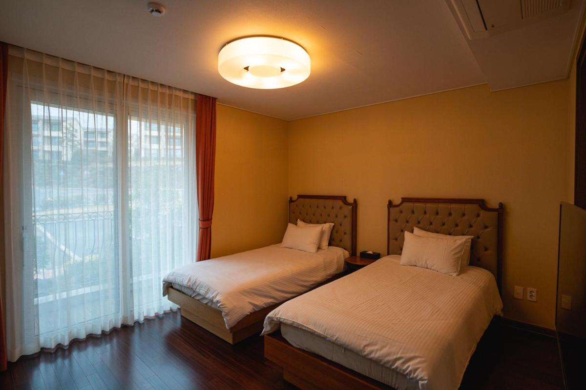 Ardenhill Resort & Golf Jeju Exterior photo