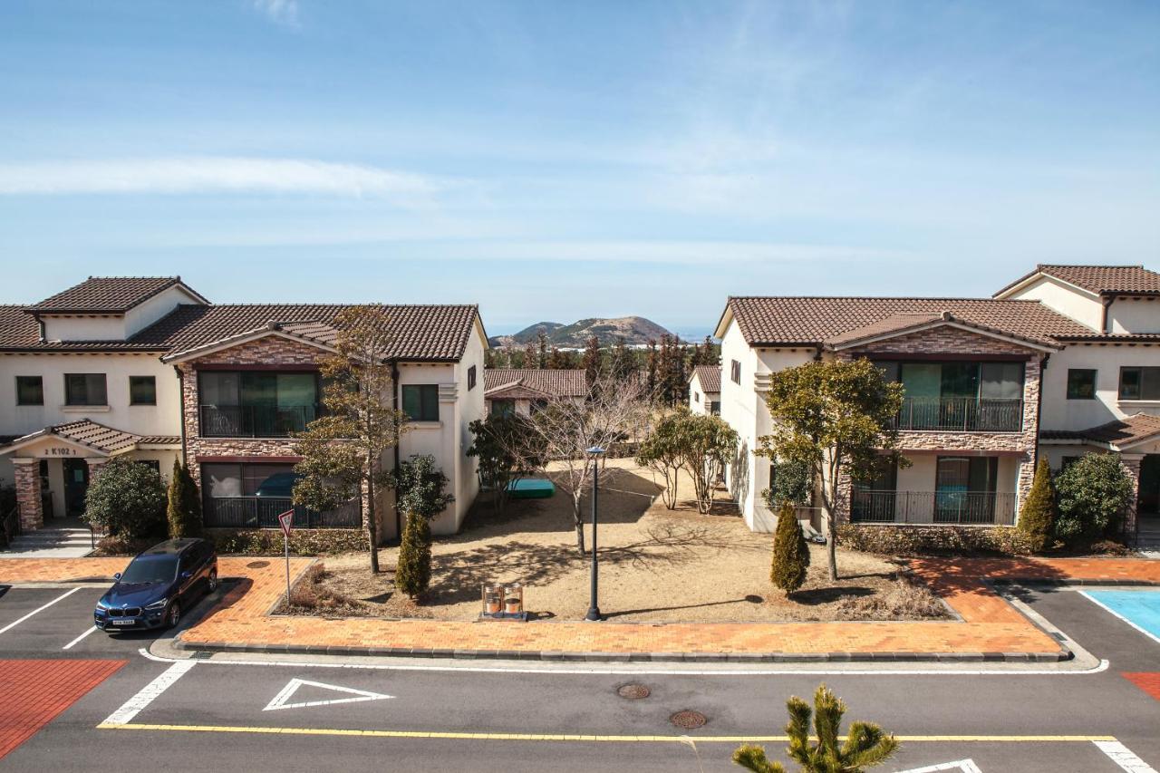 Ardenhill Resort & Golf Jeju Exterior photo